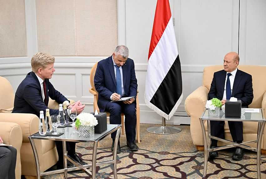 لقاء رئيس مجلس القيادة الرئاسي بالمبعوث الخاص للأمم المتحدة