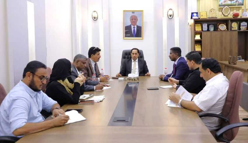 لقاء وزير الشباب والرياضة مع وكيل محافظة حضرموت لشؤون الشباب