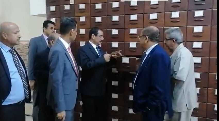 تفقد وزير الداخلية لسير العمل في فرعي مصلحتي الجوزات والأحوال المدنية بالقنصلية بجدة