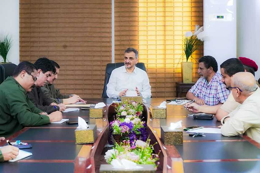 اجتماع وزير الدولة محافظ عدن للجنة الأمنية بعدن
