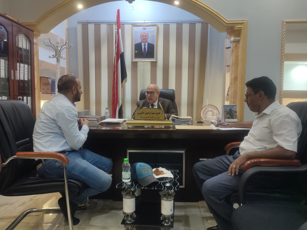 الأغبري يناقش مع منتدى التنمية السياسية مشاريع تمكين السلطات المحلية