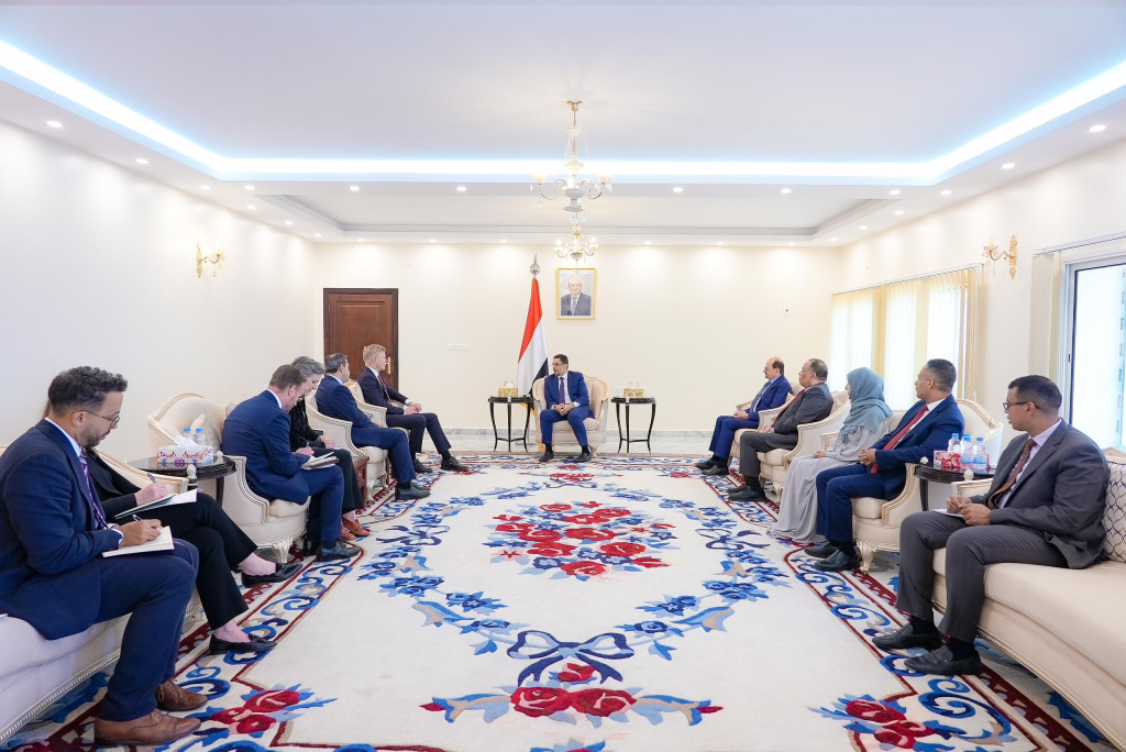 رئيس الوزراء يستقبل في عدن المبعوث الأممي إلى اليمن
