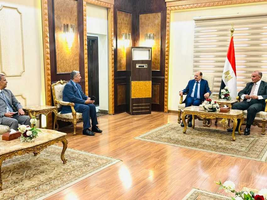وصول وزير الخارجية العاصمة المصرية القاهرة