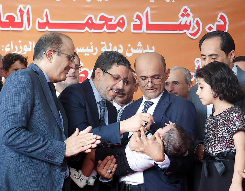 تدشين رئيس الوزراء للجولة الثانية من حملة التحصين الاحترازية ضد شلل الأطفال
