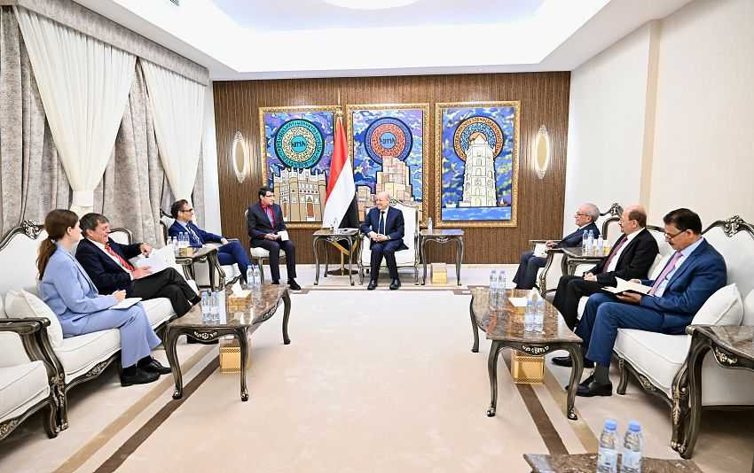 لقاء رئيس مجلس القيادة بمدير دائرة الشرق الأدنى والأوسط بوزارة الخارجية الألمانية