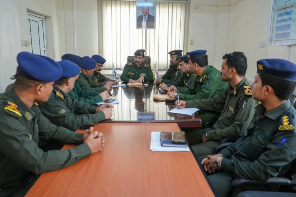 اجتماع برئاسة وزير الداخلية يناقش مستوى تنفيذ خطط الوزارة بالنصف الأول من العام الجاري