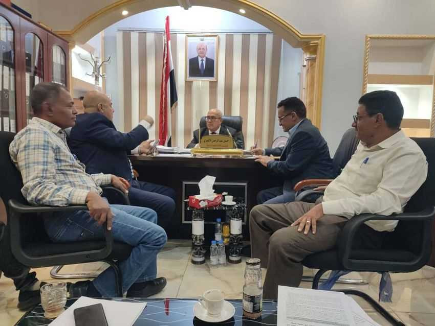 لقاء وزير الإدارة المحلية مع محافظ تعز
