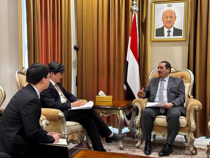 لقاء وزير الداخلية مع القائم بأعمال السفارة الصينية