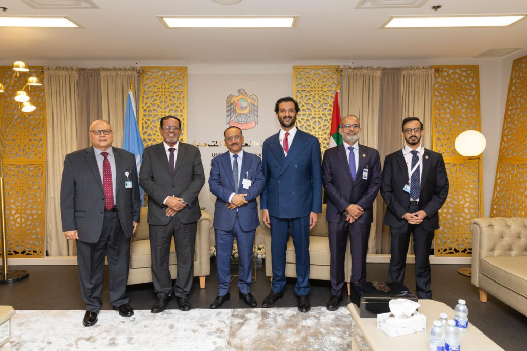 وزير النقل يبحث مع وزير الاقتصاد والبنى التحتية الإماراتي مجالات التعاون المشترك