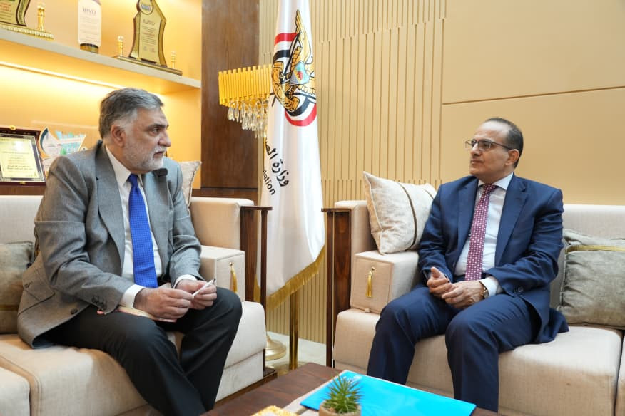وزير الصحة يبحث مع ممثل منظمة الصحة العالمية سبل تعزيز النظام الصحي الوطني