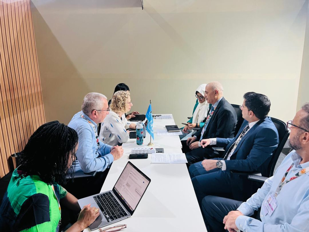 وزير المياه يبحث مع برنامج الأمم المتحدة للبيئة دعم جهود اليمن في التعافي البيئي