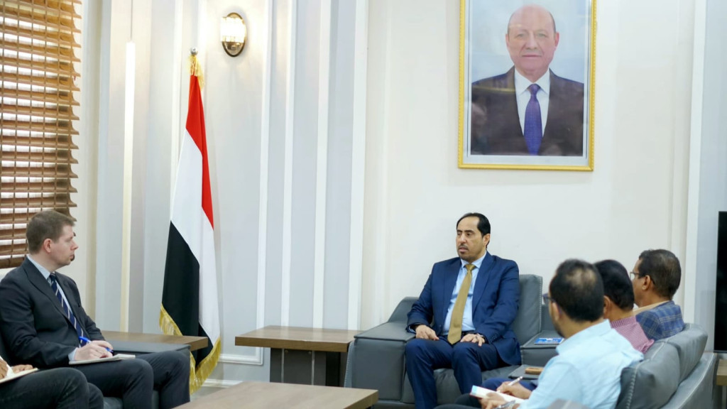 الوزير البكري يناقش مع مكتب المبعوث الأممي جهود الحكومة لتعزيز الأمن والاستقرار