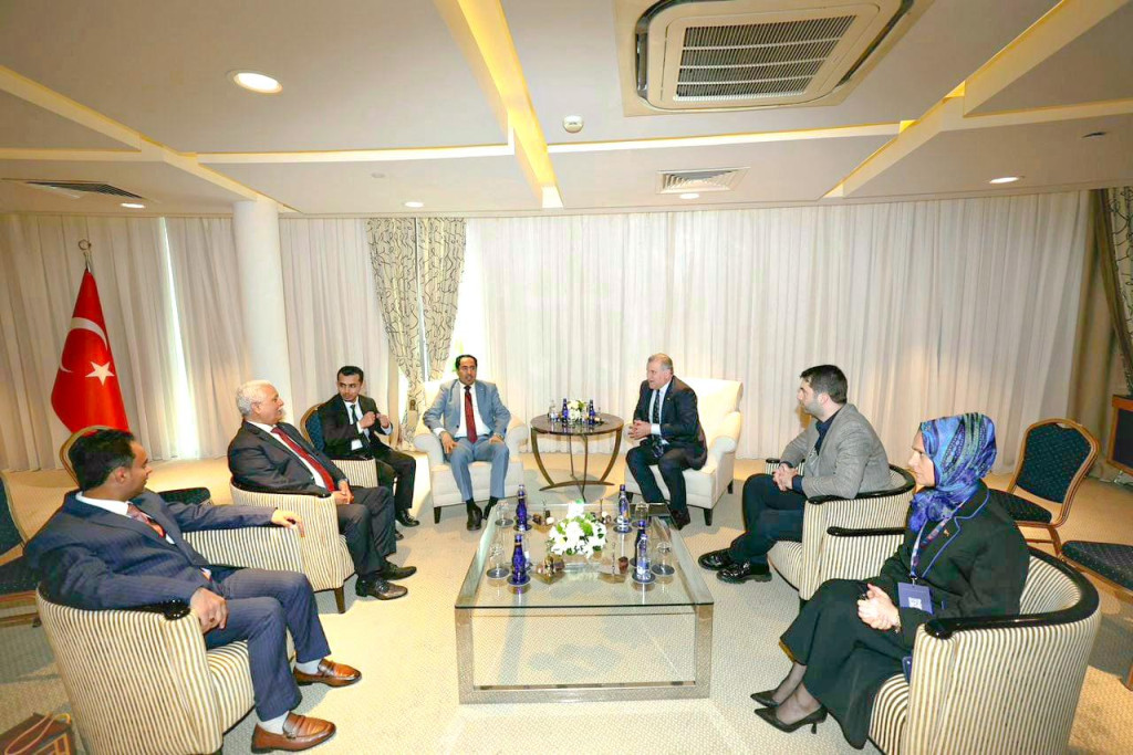 الوزير البكري يبحث مع نظيره التركي سبل تعزيز التعاون في المجالين الشبابي والرياضي