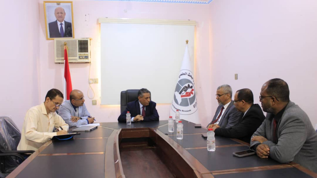 وزير التعليم العالي يناقش مع مؤسسة العون تعزيز جودة التعليم والتحول الرقمي