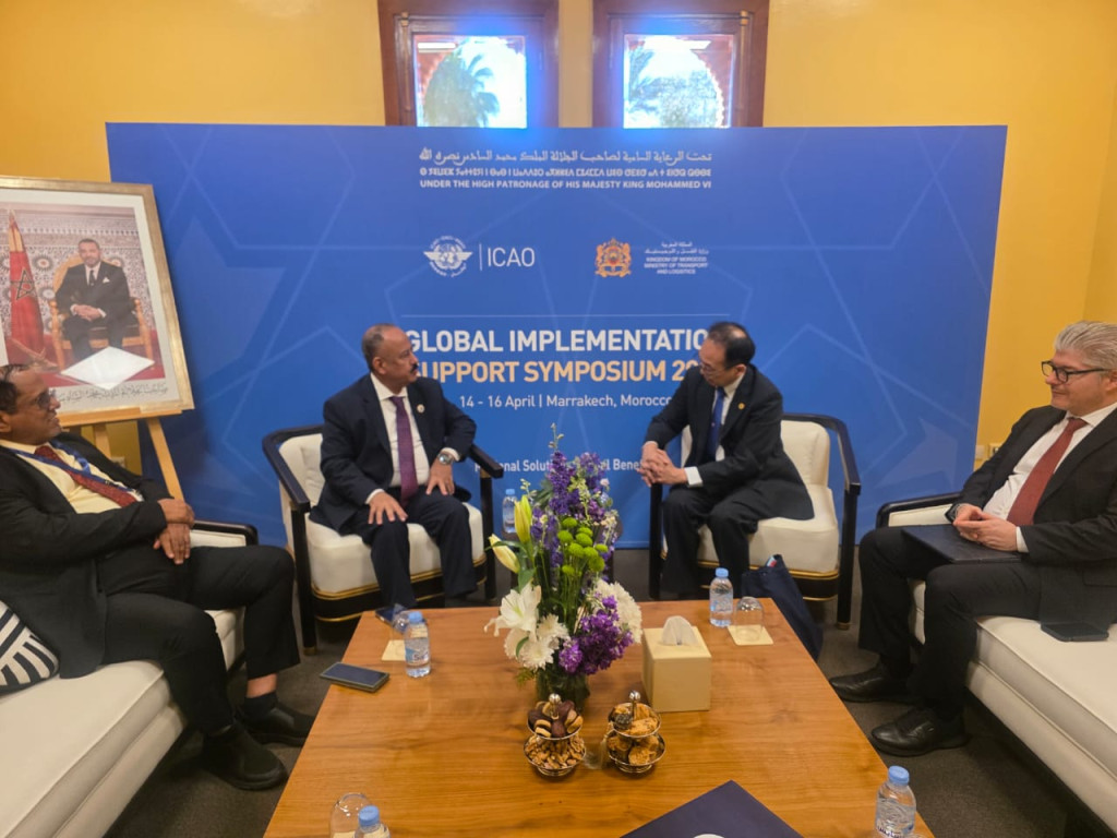 وزير النقل يبحث مع منظمة "الإيكاو" سبل تعزيز سلامة الطيران المدني في اليمن