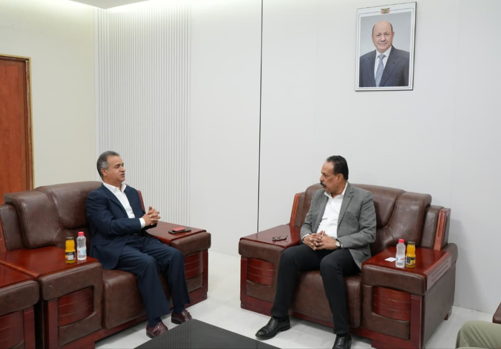 وزير الأشغال يبحث مع السفير الليبي سبل تعزيز التعاون المشترك