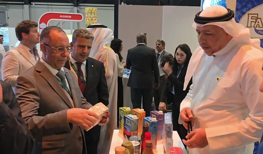 وزير الصناعة يؤكد أهمية تعزيز الشراكة بين القطاع الخاص اليمني ونظرائه في دول مجلس التعاون الخليجي